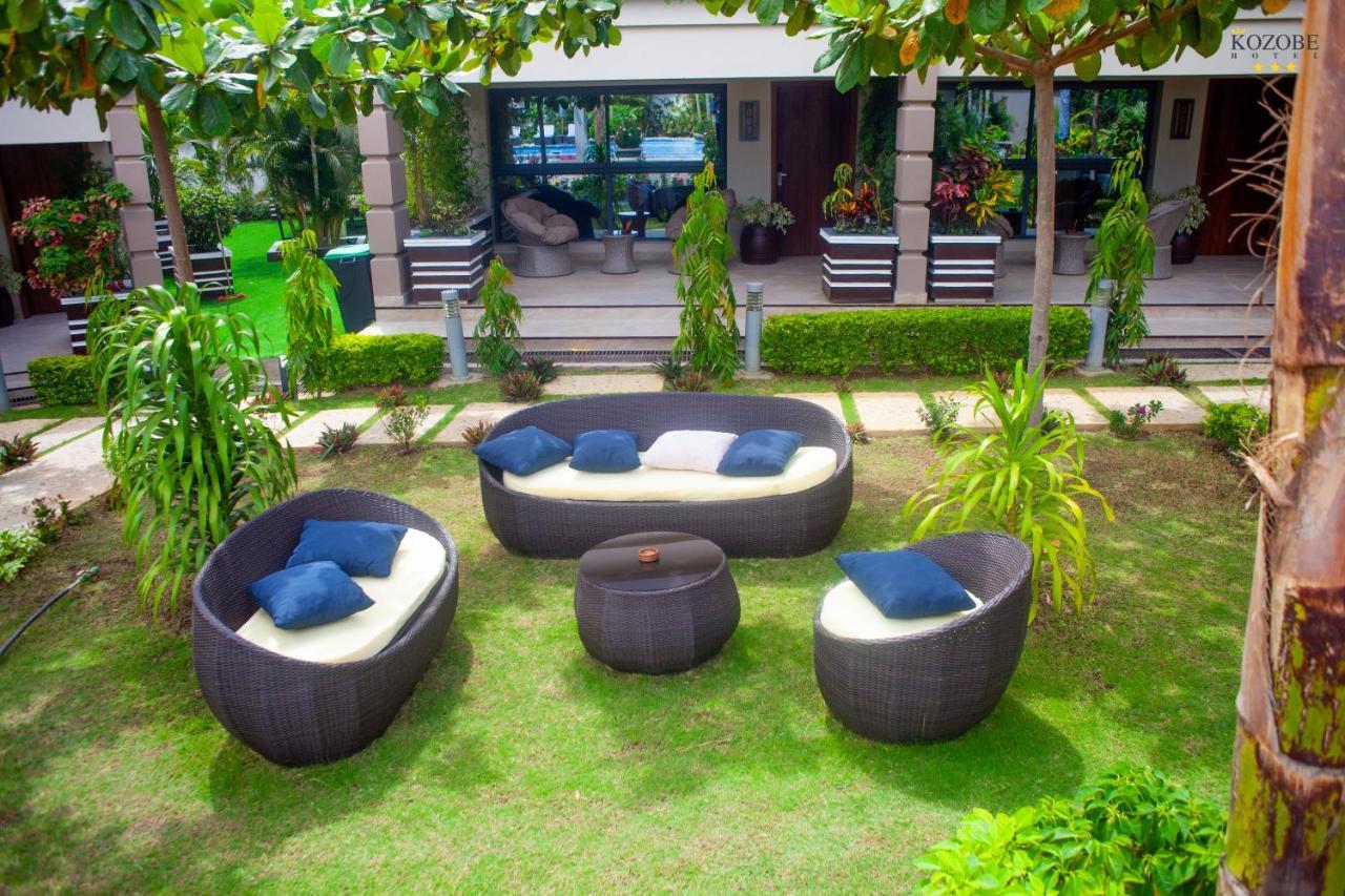 Kozobe Hotel Ambilobe المظهر الخارجي الصورة